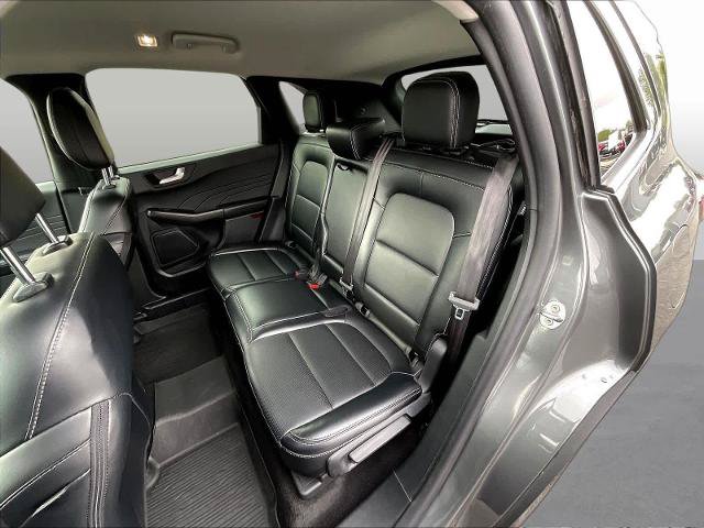 Certified 2025 Ford Escape Platinum AWD/4WD image 24