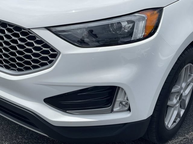 Certified 2024 Ford Edge SEL w/ Convenience Package AWD/4WD image 11