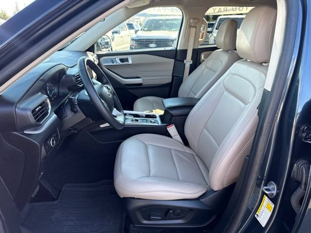 Certified 2023 Ford Explorer XLT w/ Equipment Group 202A AWD/4WD image 21