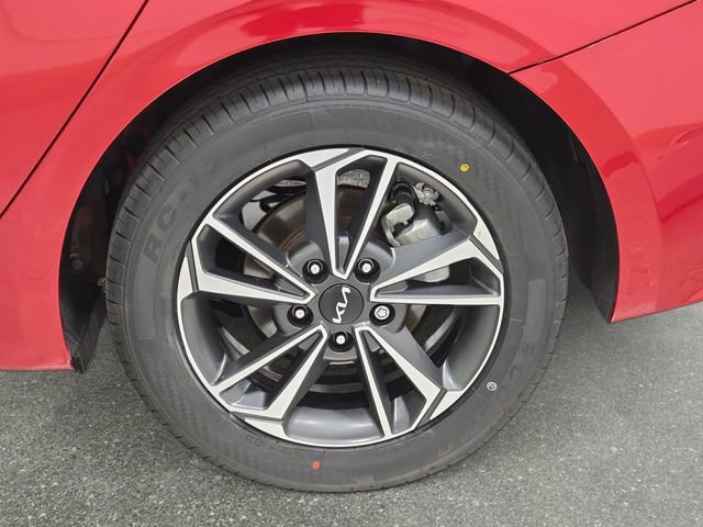 Used 2024 Kia Forte LXS FWD image 32