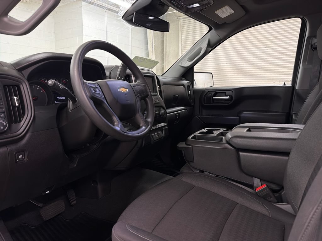 Used 2024 Chevrolet Silverado 1500 Custom AWD/4WD image 6
