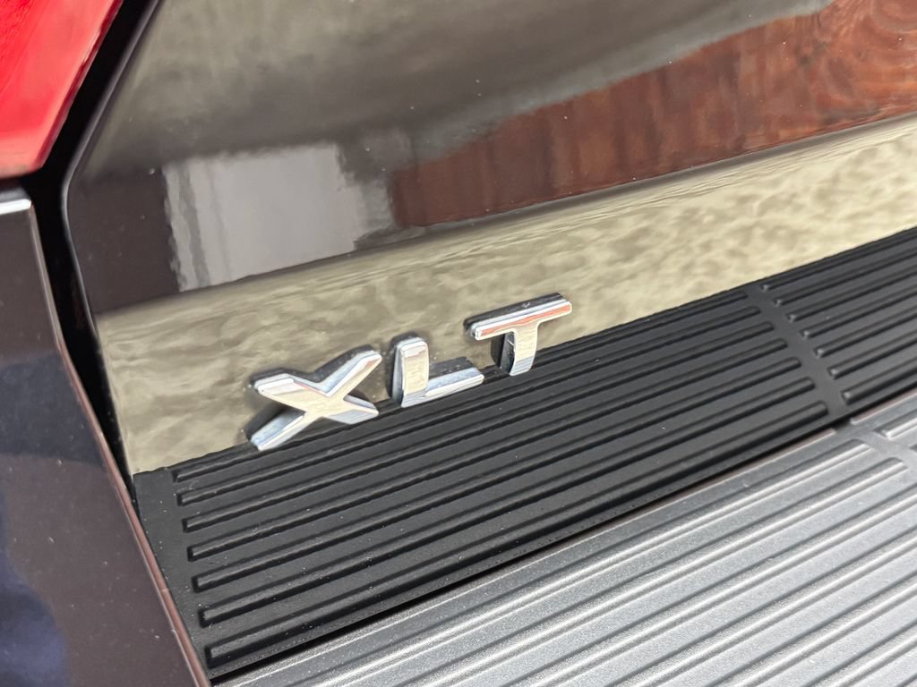 Certified 2020 Ford Expedition XLT w/ Equipment Group 202A AWD/4WD image 5