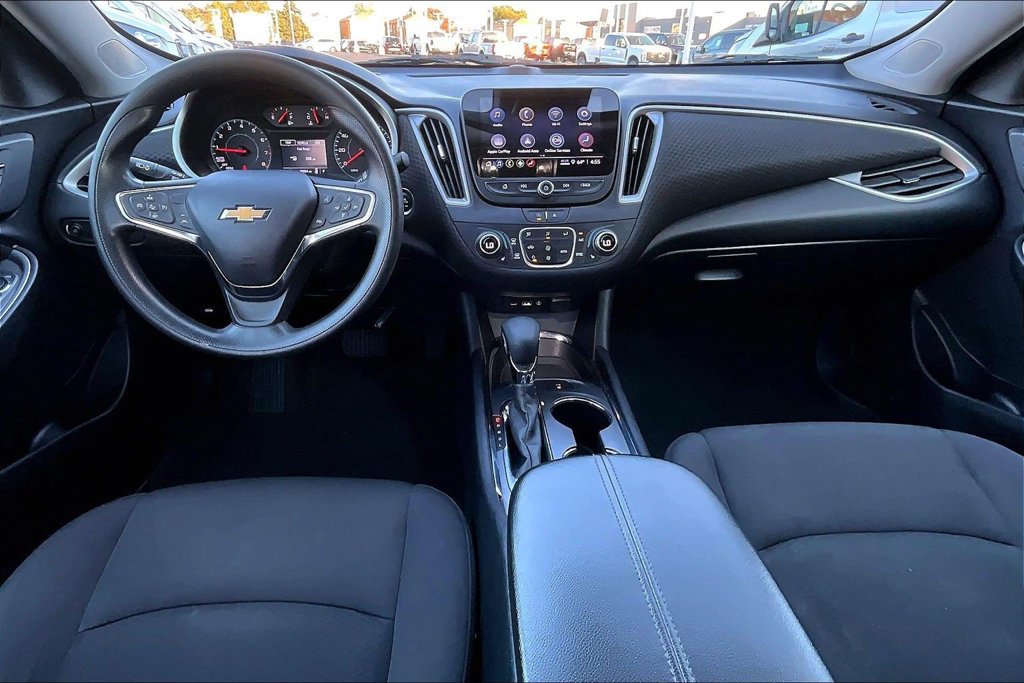Used 2024 Chevrolet Malibu LT FWD image 14