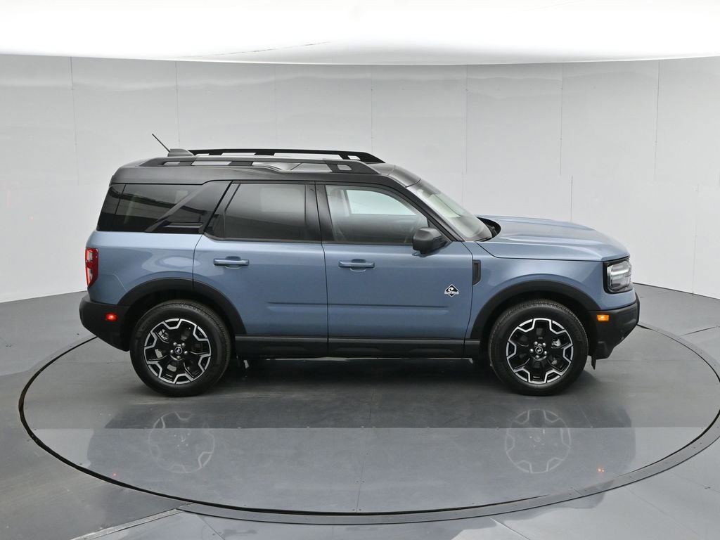 Certified 2025 Ford Bronco Sport Outer Banks w/ Outer Banks Tech Package+ image 9