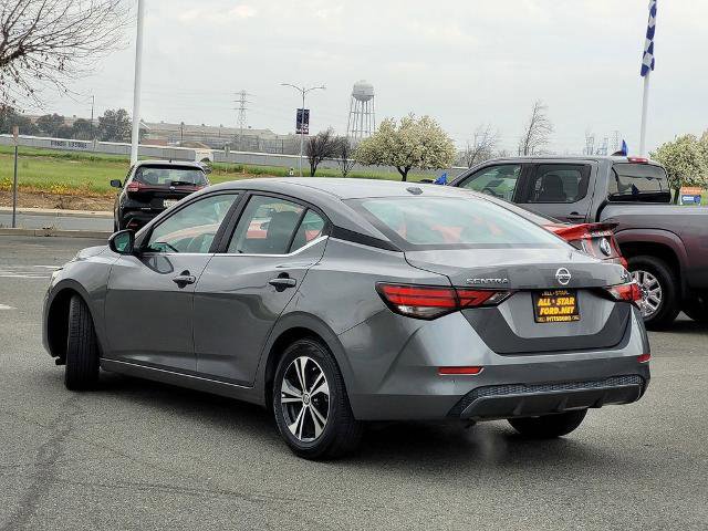 Used 2023 Nissan Sentra SV image 3