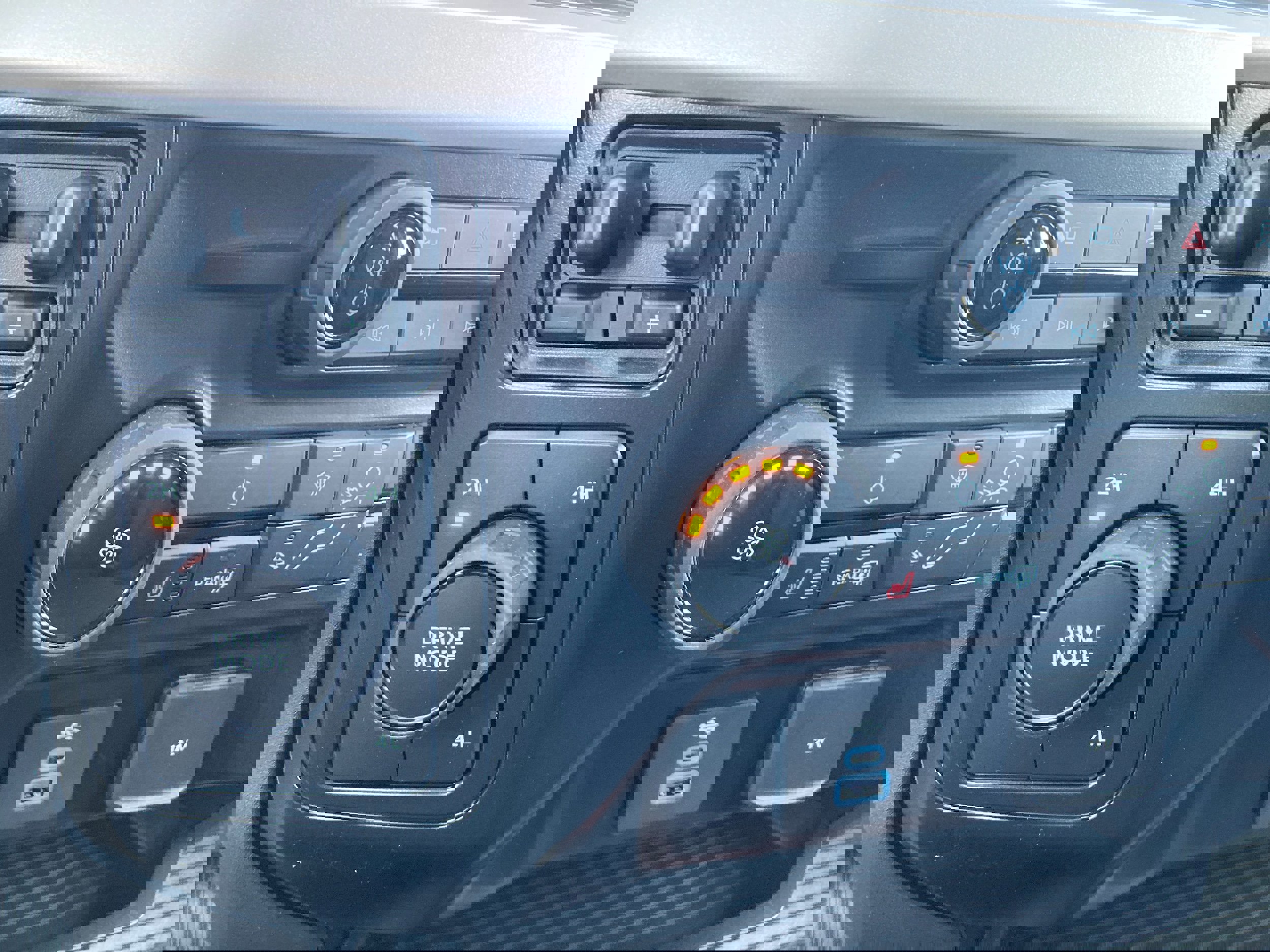 Certified 2026 Ford F250 XLT w/ XLT Premium Package image 19