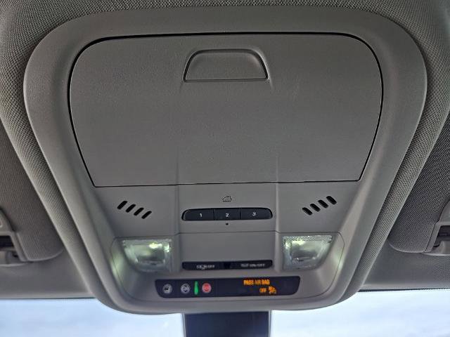 Used 2024 Chevrolet Equinox Premier image 35