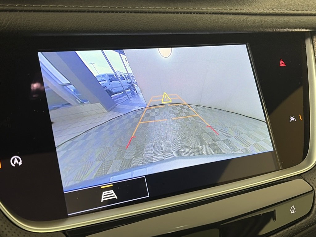 Used 2023 Cadillac XT6 Luxury image 20