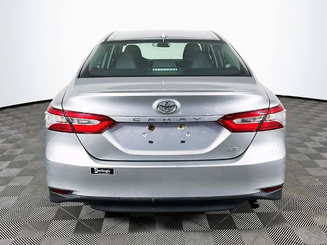 Used 2019 Toyota Camry LE FWD image 6