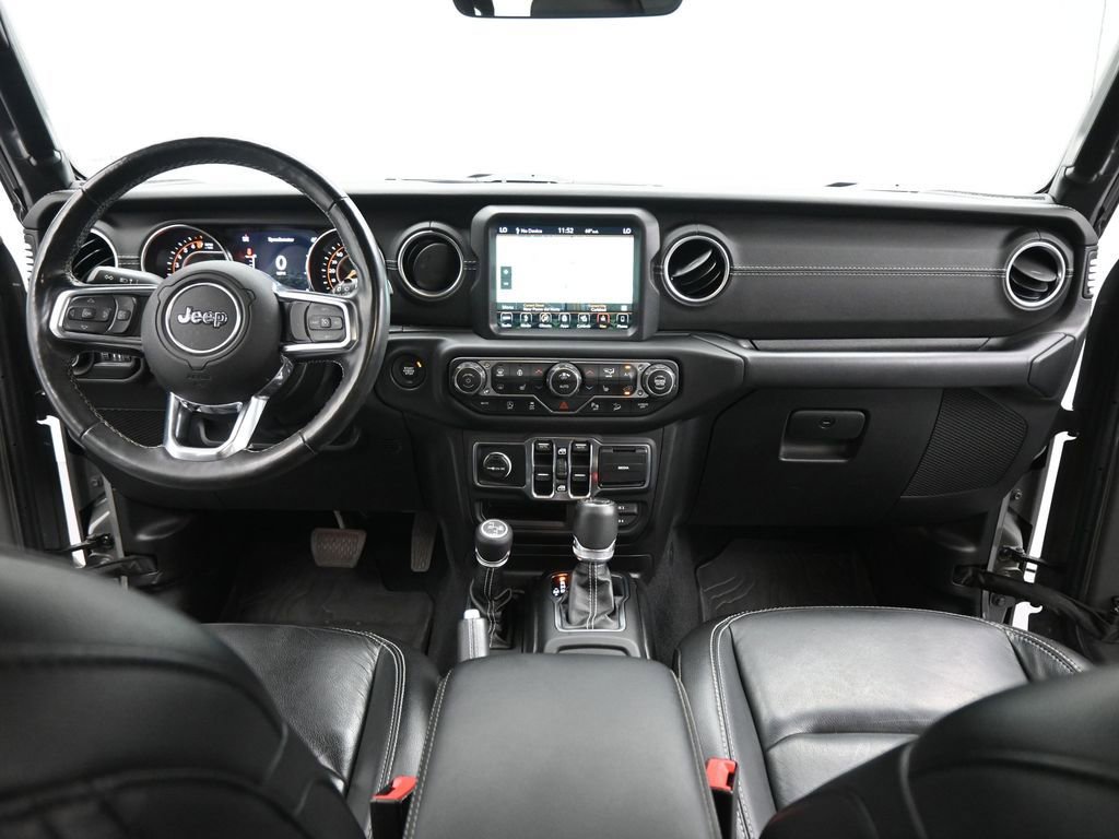 Used 2019 Jeep Wrangler Unlimited Sahara w/ Quick Order Package 24M Moab AWD/4WD image 17
