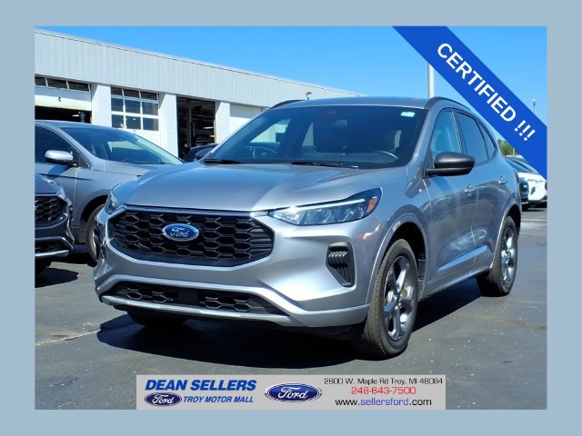 Certified 2024 Ford Escape ST-Line AWD/4WD image 1