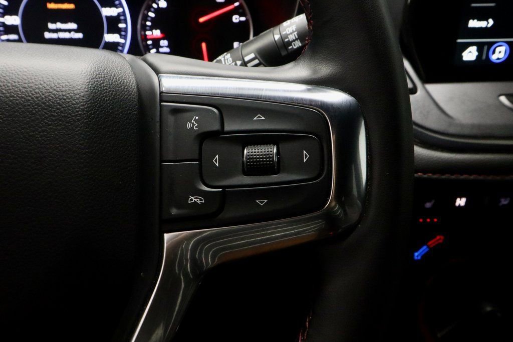 Used 2025 Chevrolet Blazer RS image 30