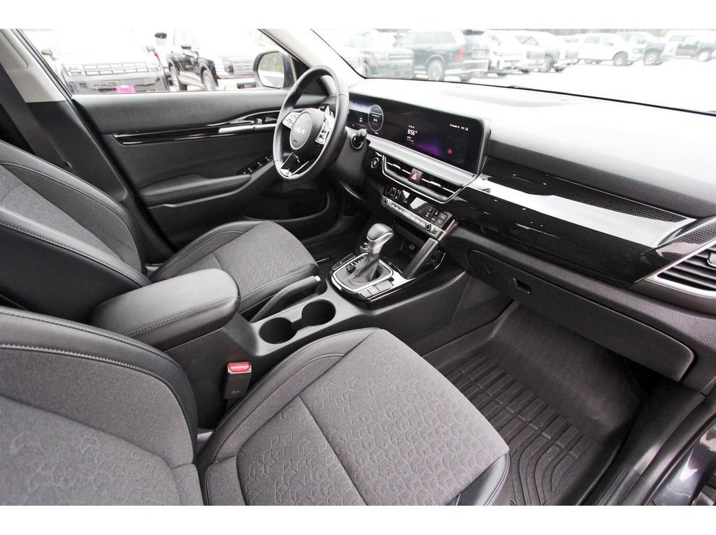 Used 2024 Kia Seltos S FWD image 30