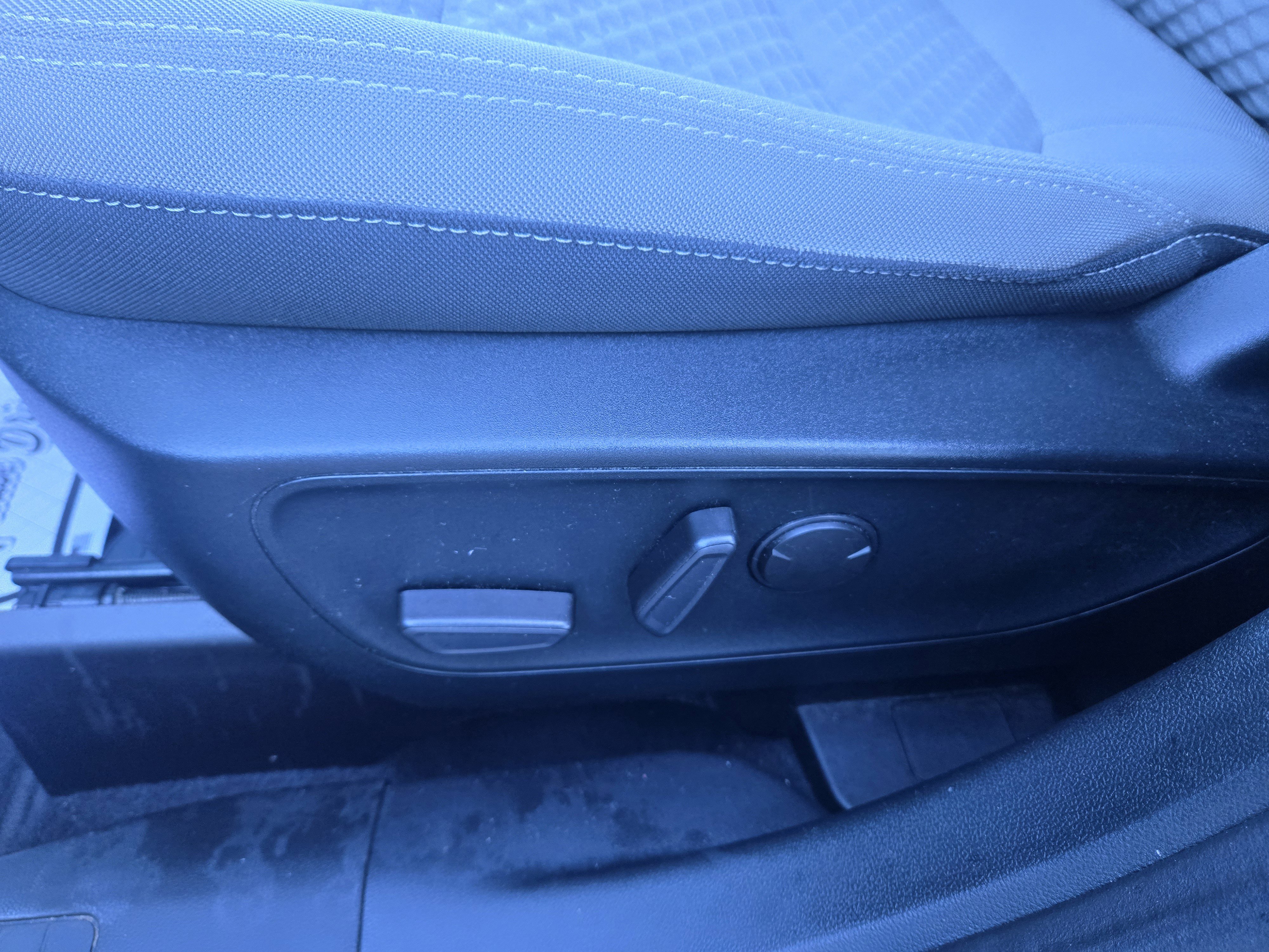 Certified 2020 Ford Escape SE image 20