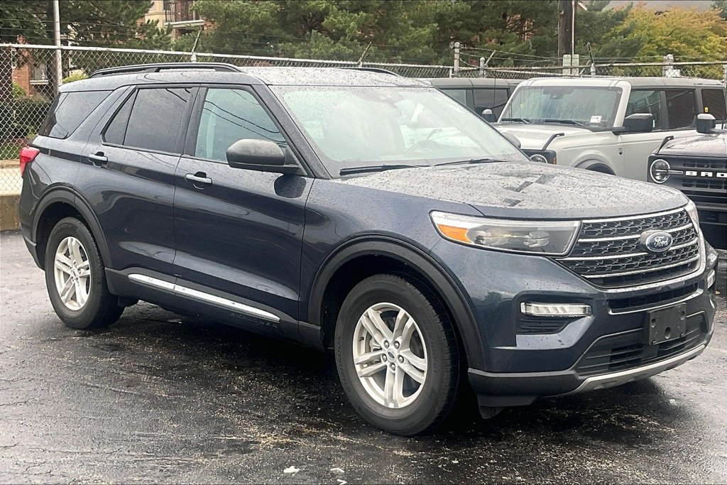 Certified 2024 Ford Explorer XLT w/ Equipment Group 202A AWD/4WD image 35