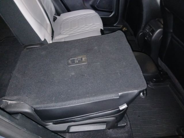 Certified 2023 Ford Escape Platinum w/ Premium Technology Package image 45