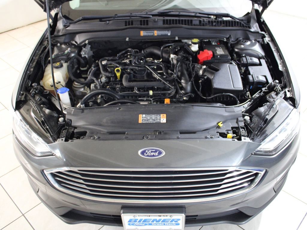 Certified 2020 Ford Fusion SE image 16