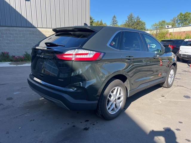 Certified 2023 Ford Edge SEL image 3