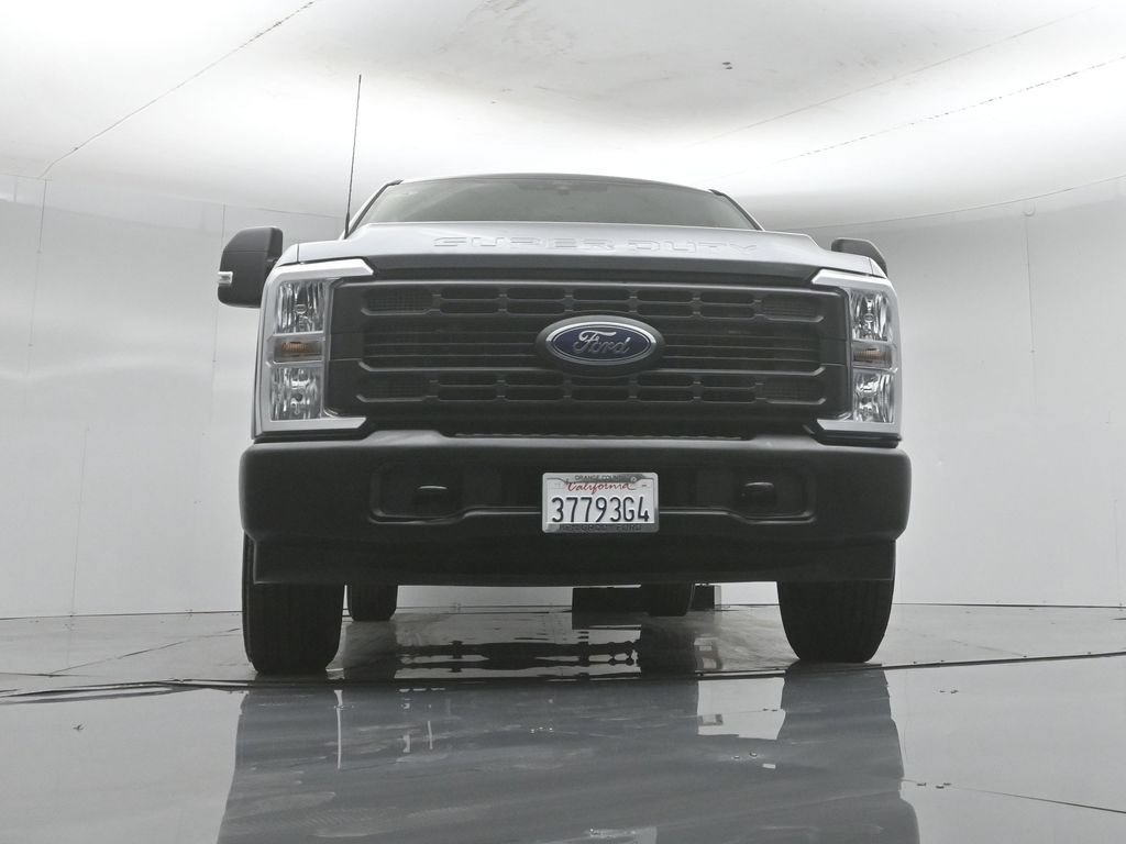 Certified 2025 Ford F250 XL RWD image 46