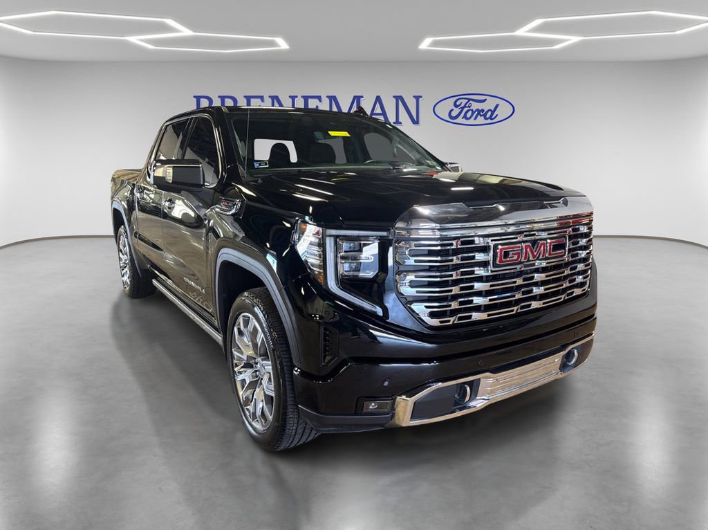 Used 2026 GMC Sierra 1500 Denali AWD/4WD image 3