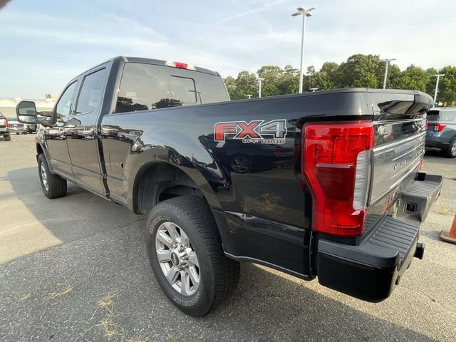 Certified 2017 Ford F250 Platinum w/ Platinum Ultimate Package AWD/4WD image 4