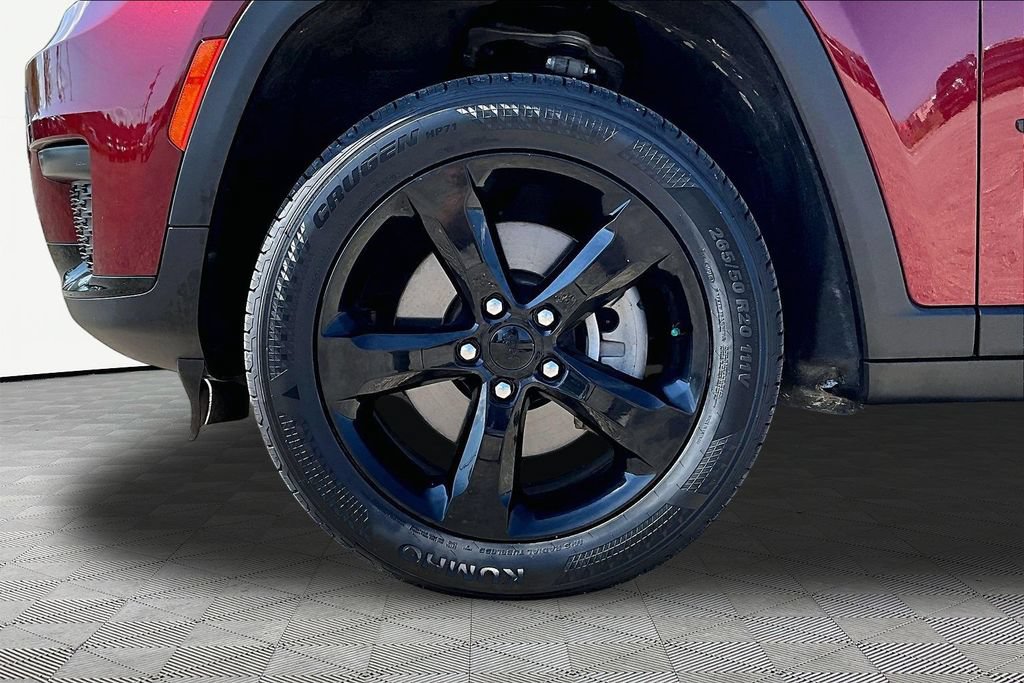 Used 2023 Jeep Grand Cherokee L Laredo AWD/4WD image 9