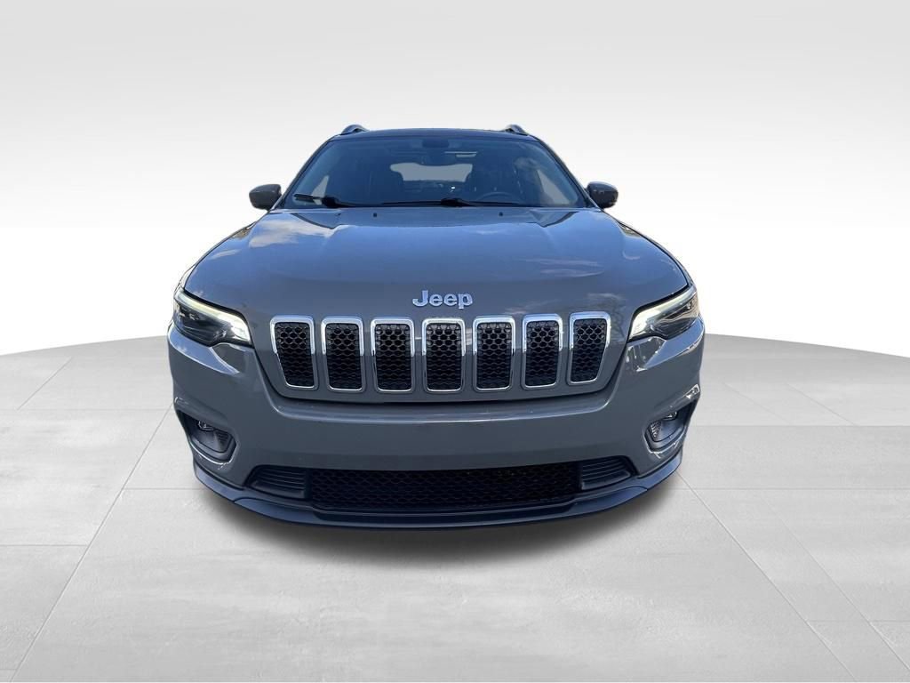 Used 2020 Jeep Cherokee Latitude Plus w/ Comfort/Convenience Group image 8