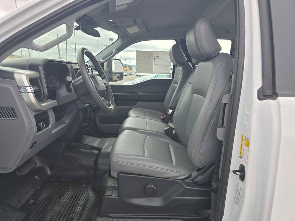 Certified 2023 Ford F250 XL w/ Snow Plow/Camper Package image 10