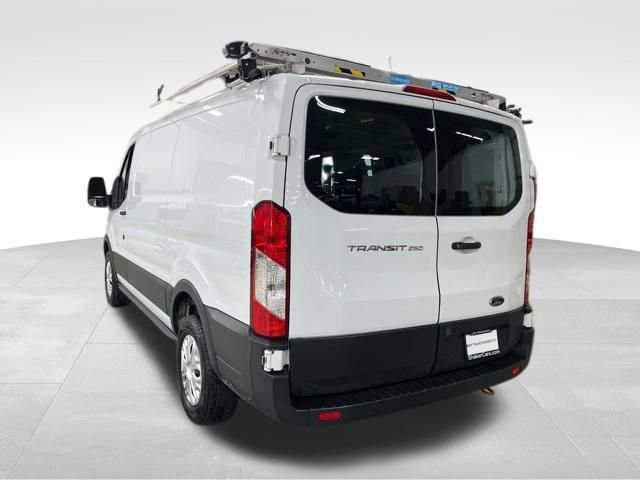 Certified 2019 Ford Transit 250 130 Low Roof w/ Exterior Upgrade Package image 6