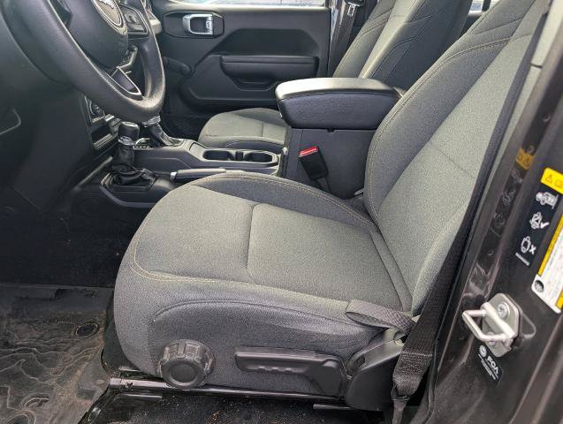 Used 2024 Jeep Gladiator Sport AWD/4WD image 9
