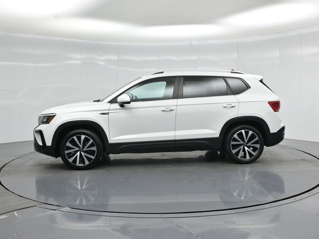 Used 2022 Volkswagen Taos SE FWD image 25