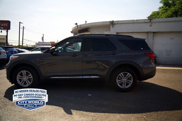 Certified 2020 Ford Explorer XLT w/ Comfort Package AWD/4WD image 5