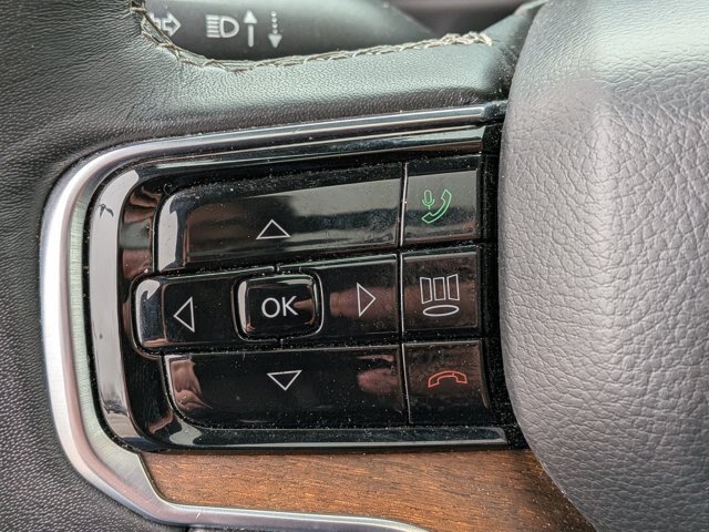 Used 2024 Jeep Grand Wagoneer L 4WD image 17