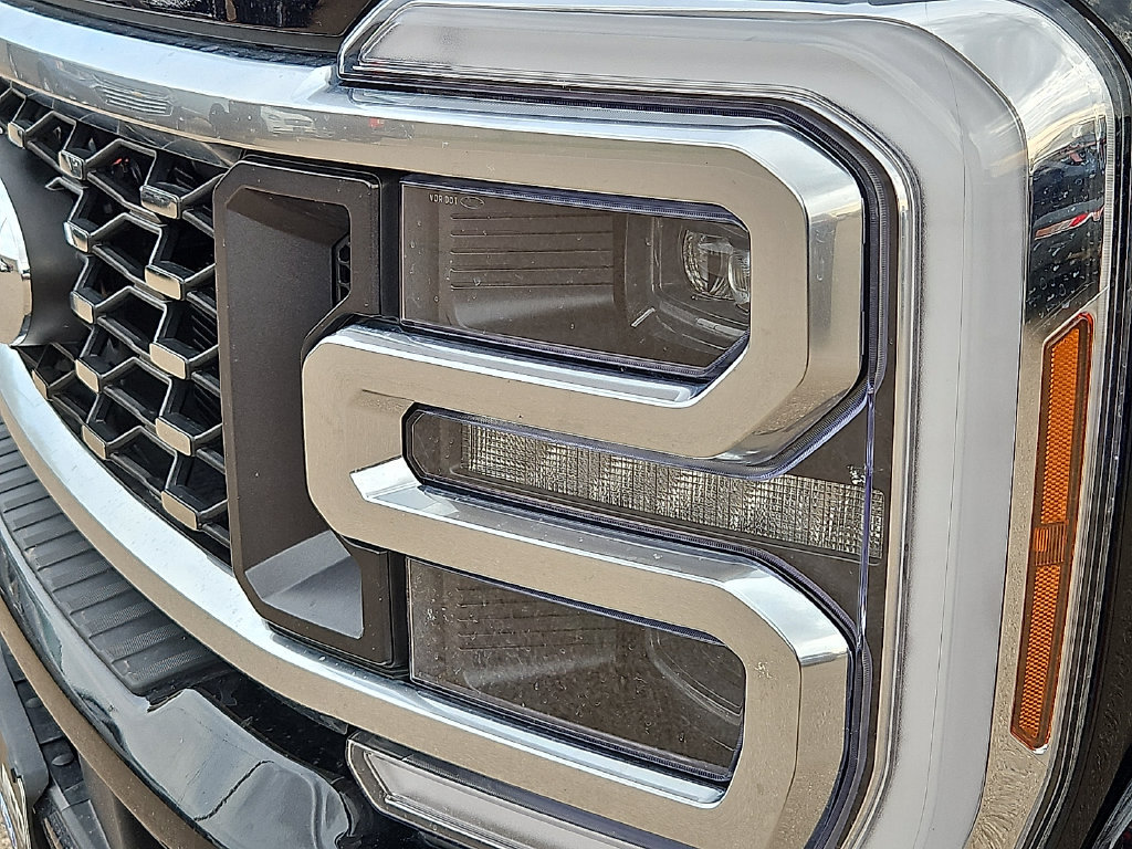 Certified 2026 Ford F450 Platinum w/ FX4 Off-Road Package AWD/4WD image 14