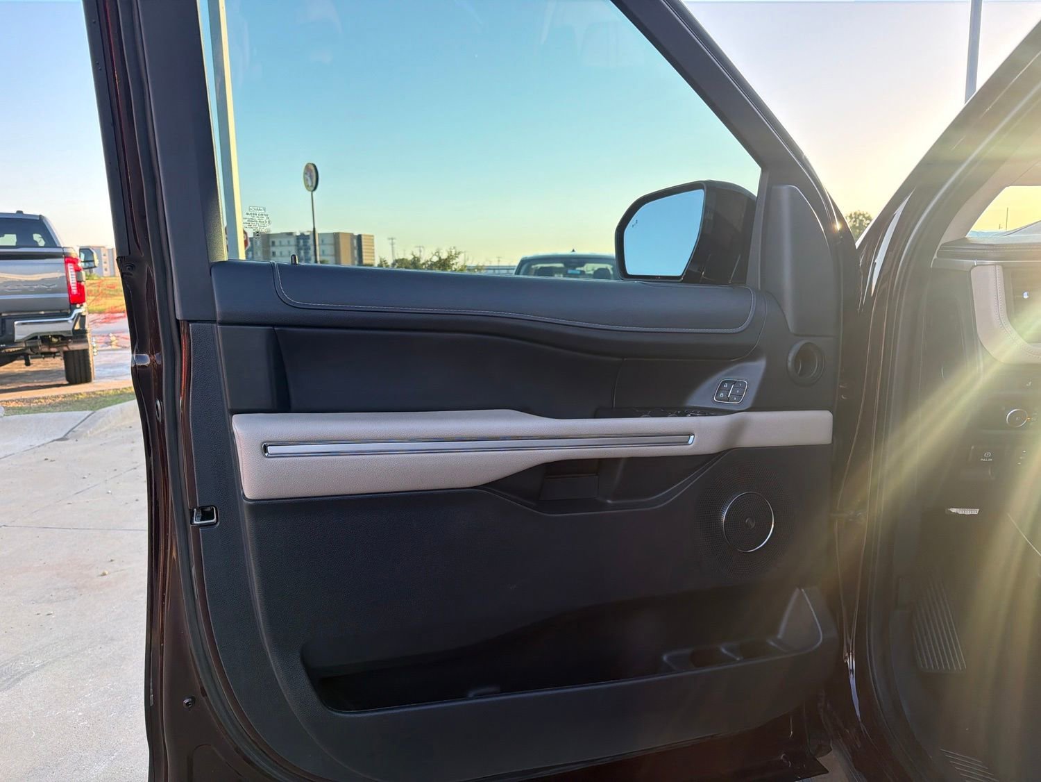 Certified 2024 Ford Expedition Limited RWD image 13