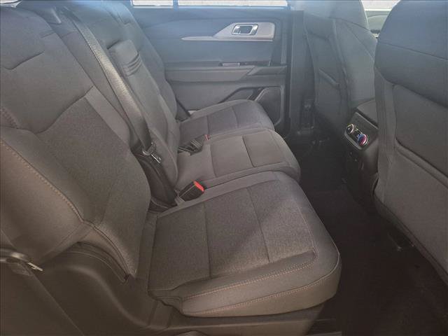 Certified 2025 Ford Explorer Active AWD/4WD image 21