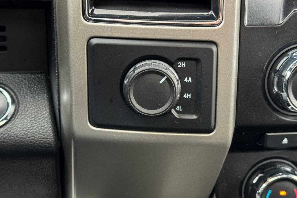 Certified 2017 Ford F150 Lariat image 34