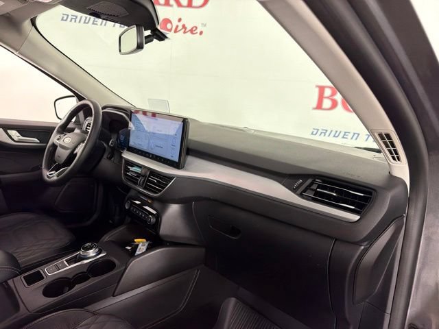 Certified 2024 Ford Escape Platinum w/ Premium Technology Package AWD/4WD image 31