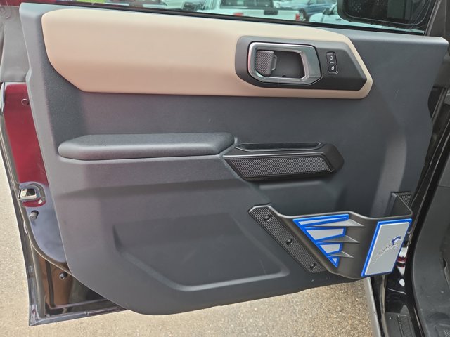 Certified 2024 Ford Bronco Wildtrak AWD/4WD image 11