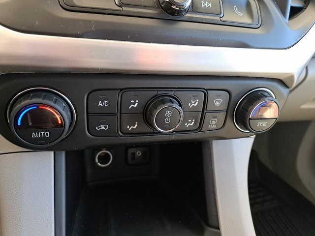 Used 2019 GMC Acadia SLE w/ LPO, Black Accent Package image 13