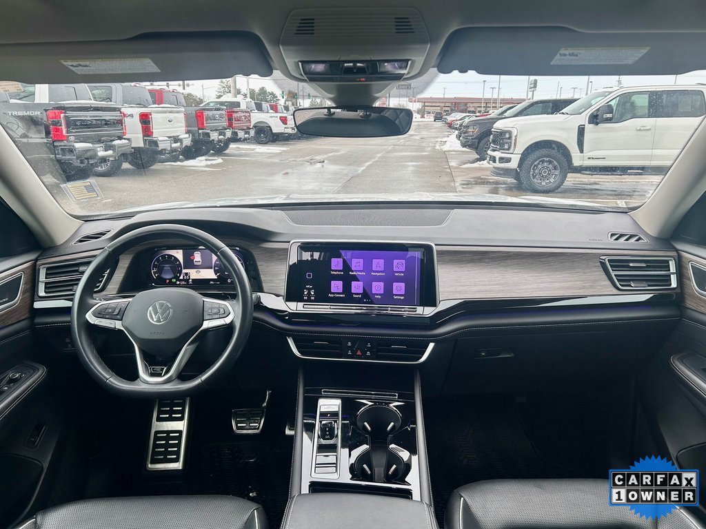 Used 2024 Volkswagen Atlas SEL Premium R-Line image 30