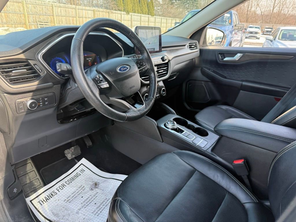 Certified 2020 Ford Escape Titanium image 21
