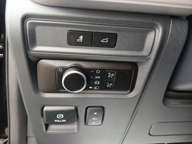 Certified 2024 Ford Expedition Max XLT image 18