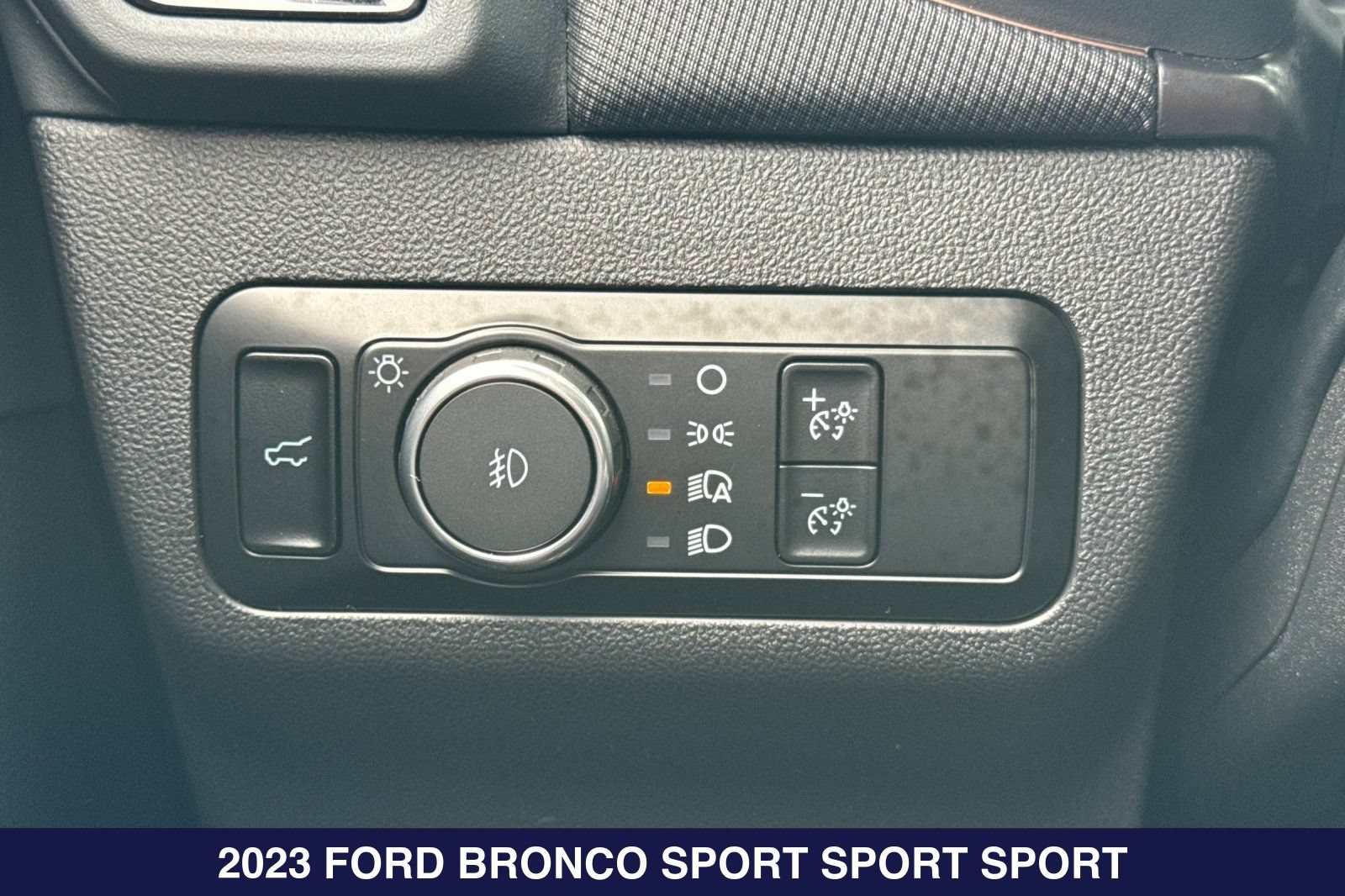 Certified 2023 Ford Bronco Sport Outer Banks w/ Tech Package AWD/4WD image 31