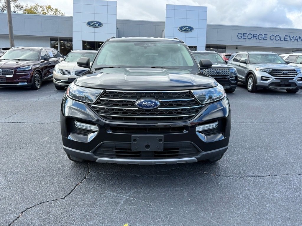 Certified 2022 Ford Explorer XLT w/ Equipment Group 202A image 9