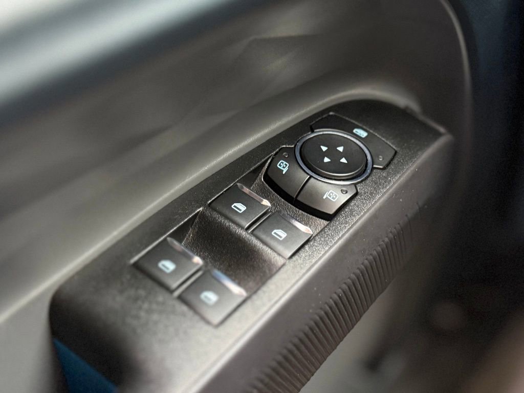 Certified 2025 Ford Maverick Lobo image 22