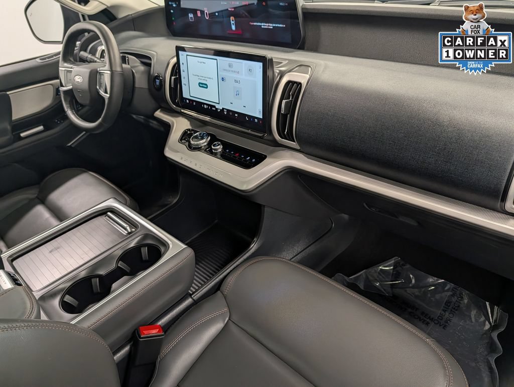 Certified 2025 Ford Expedition Active AWD/4WD image 33