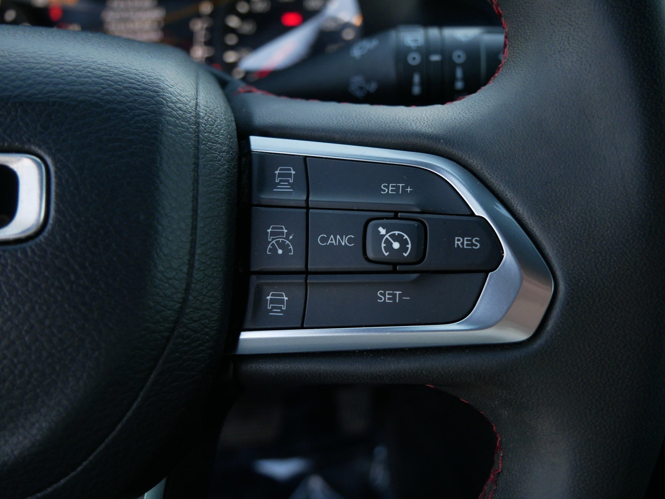 Used 2023 Jeep Compass Trailhawk image 28