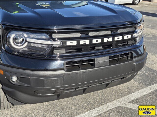 Certified 2023 Ford Bronco Sport Outer Banks w/ Tech Package AWD/4WD image 2
