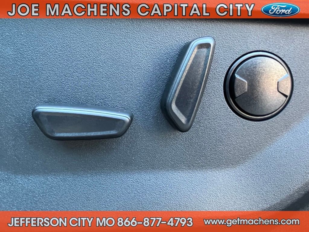 Certified 2025 Ford Expedition Max Platinum image 22